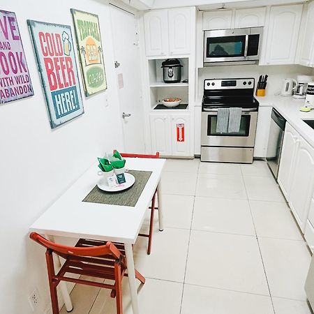 The Tides Condo On Hollywood Bagian luar foto