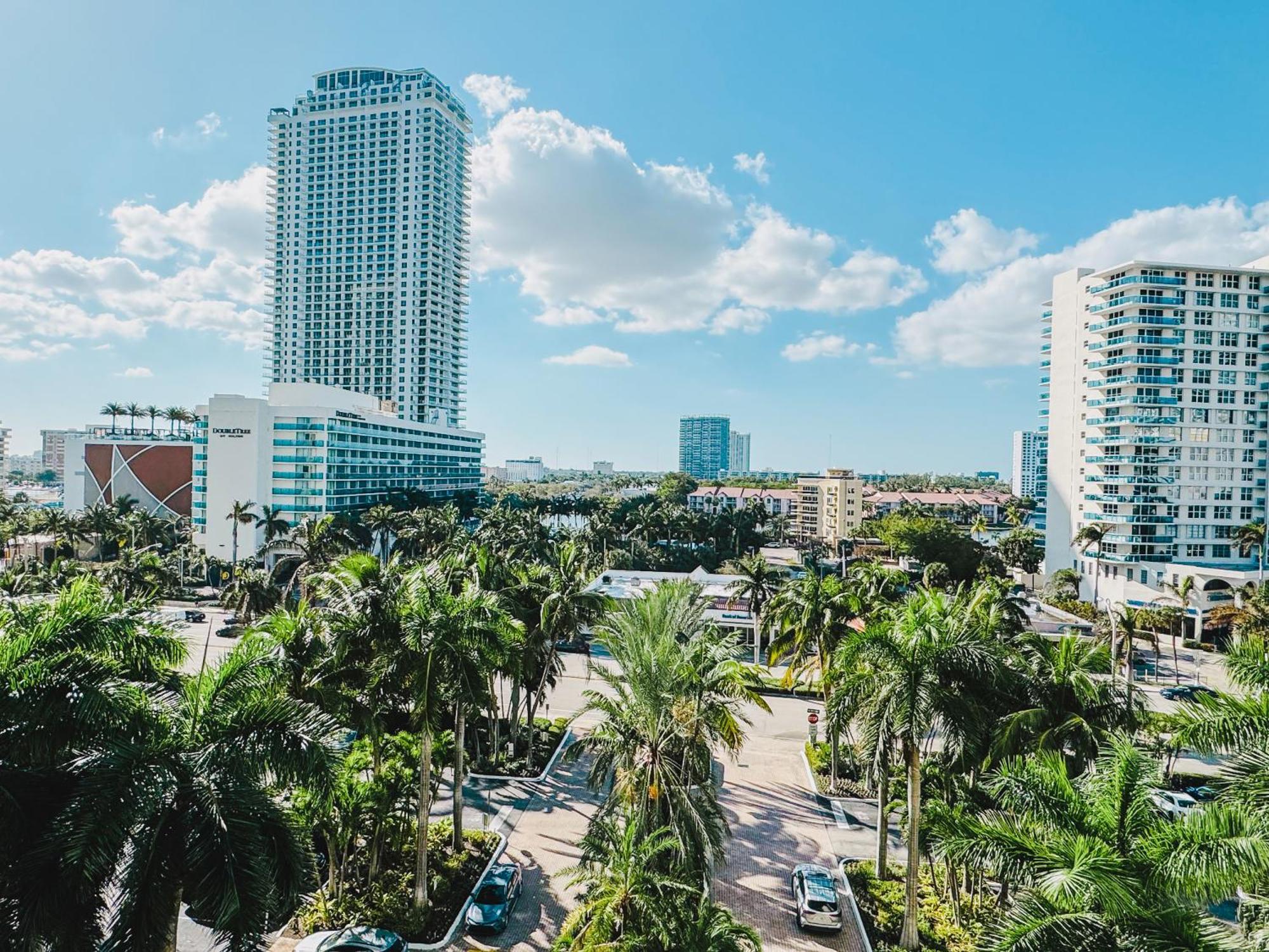 The Tides Condo On Hollywood Bagian luar foto