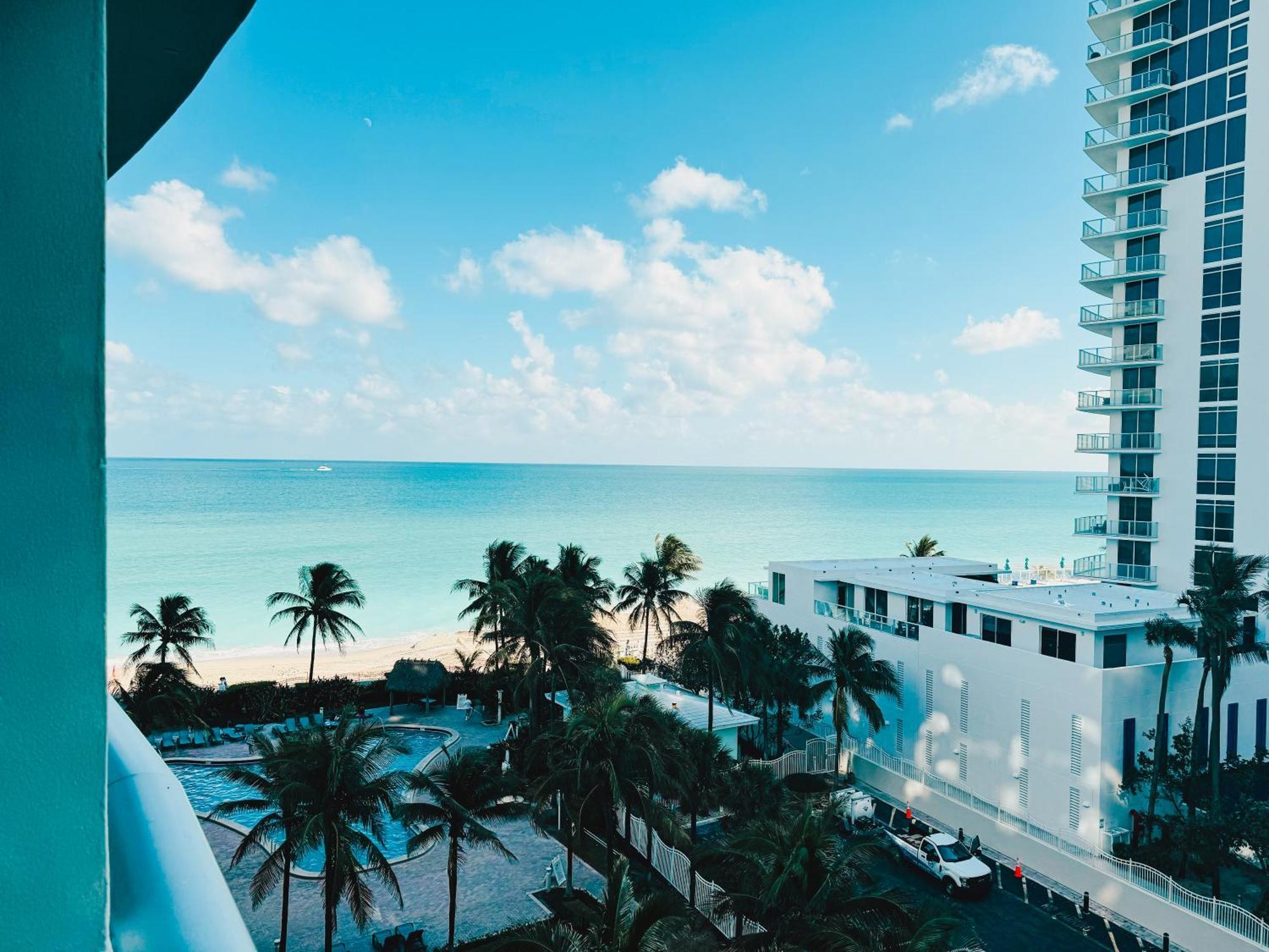 The Tides Condo On Hollywood Bagian luar foto
